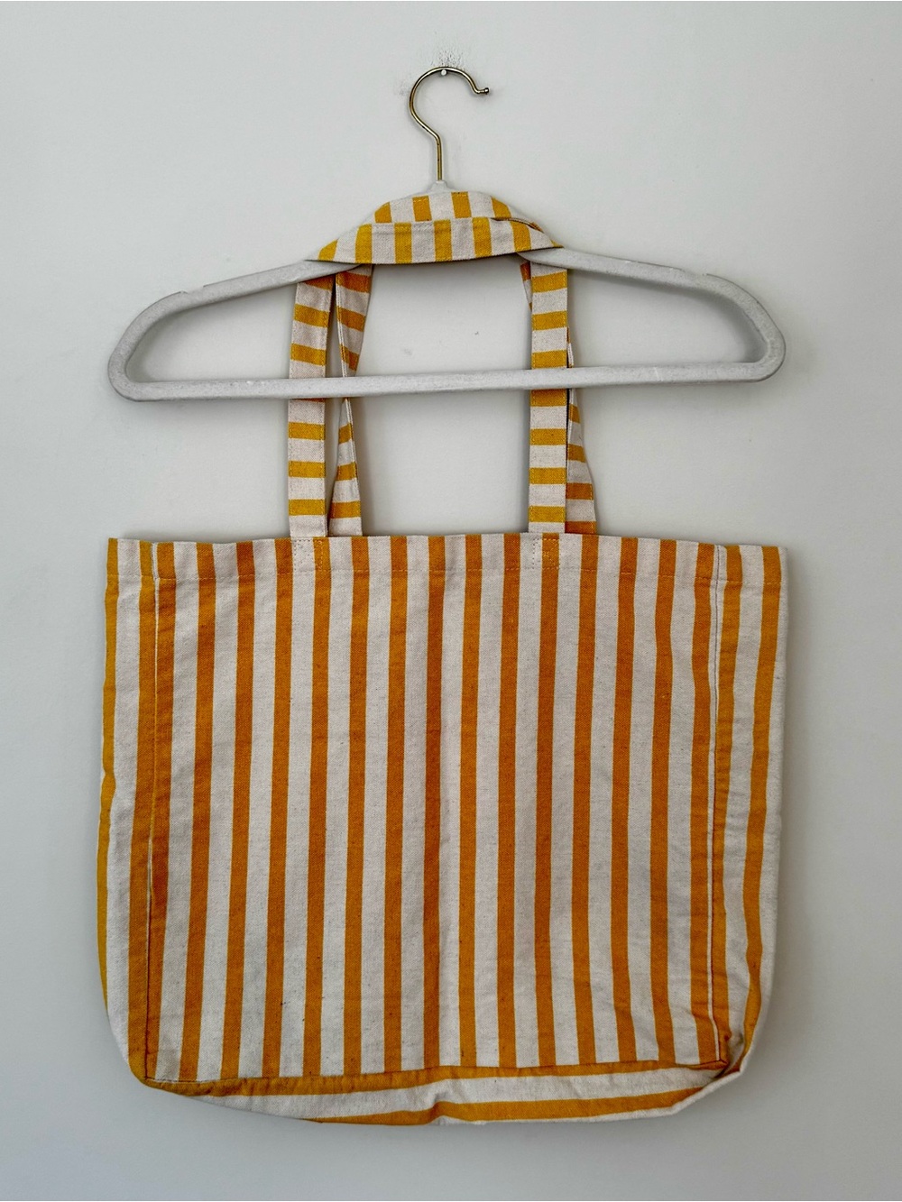 Sézane 100% Recycled Cotton “Holiday” Striped Graphic Tote Bag, Yellow & Beige - Picture 6 of 8